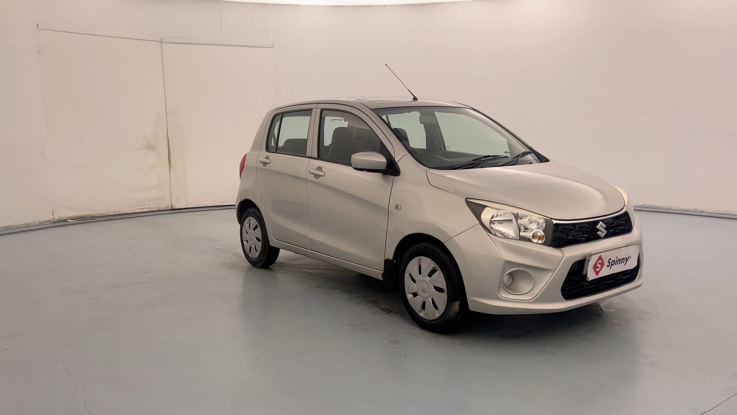 Used 2019 Maruti Suzuki Celerio VXi AMT Petrol Automatic exterior RIGHT FRONT CORNER VIEW