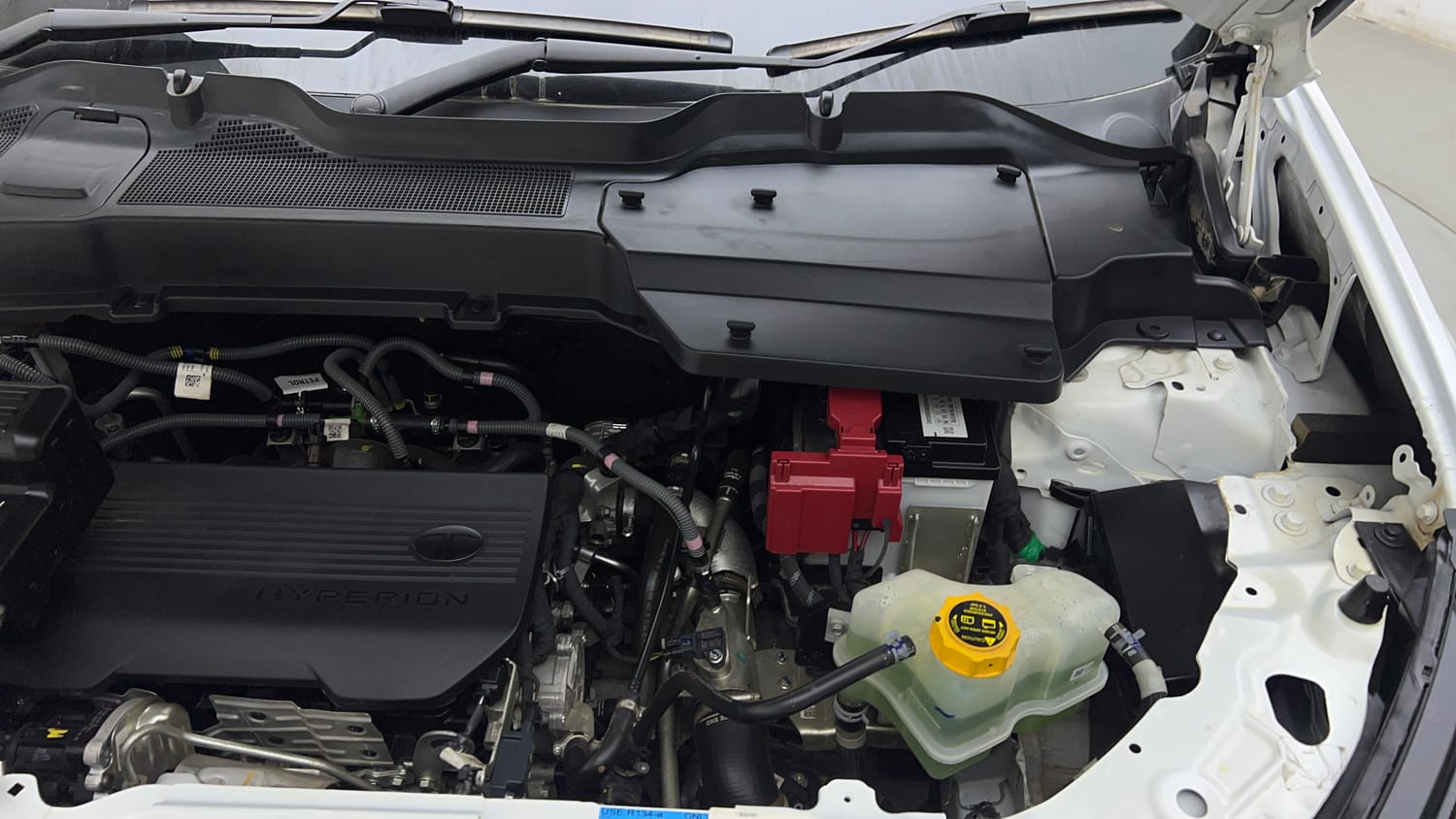 Used 2026 Tata Safari Accomplished X Automatic Petrol Automatic engine ENGINE LEFT SIDE VIEW