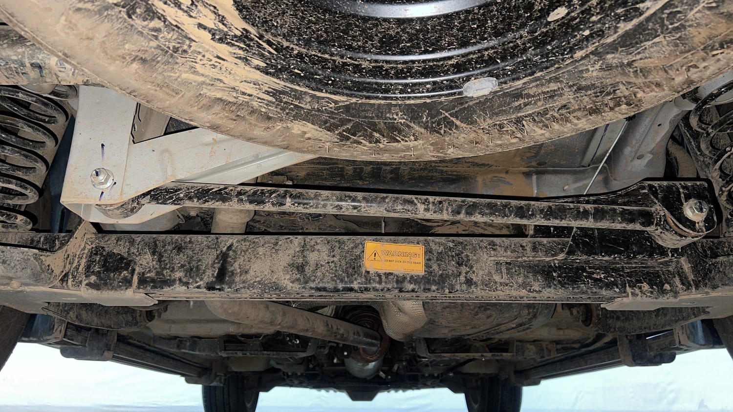 Used 2026 Tata Safari Accomplished X Automatic Petrol Automatic extra REAR UNDERBODY VIEW (TAKEN FROM REAR)