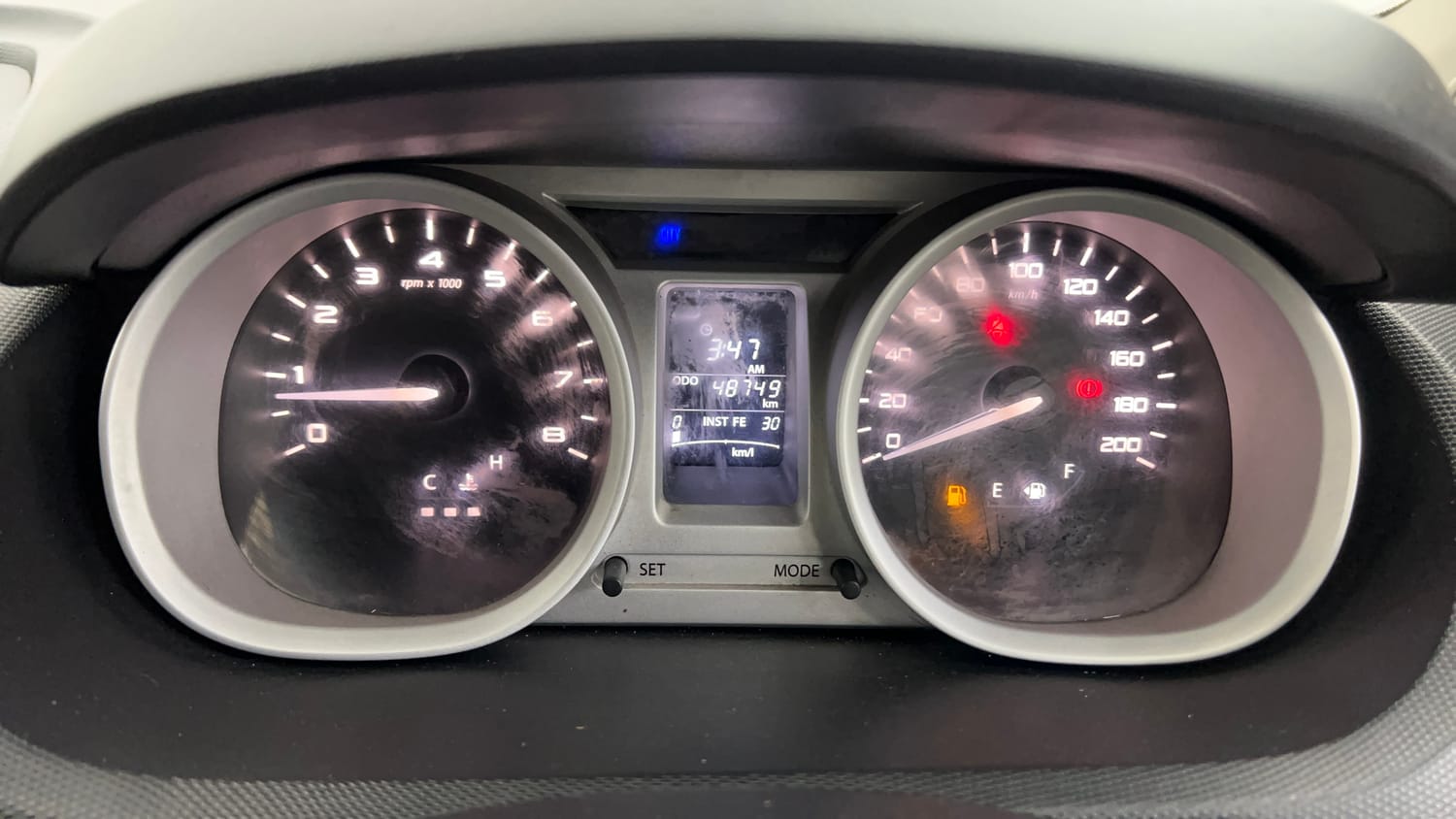 Used 2017 Tata Tiago Revotron XE (O) Petrol Manual interior CLUSTERMETER VIEW