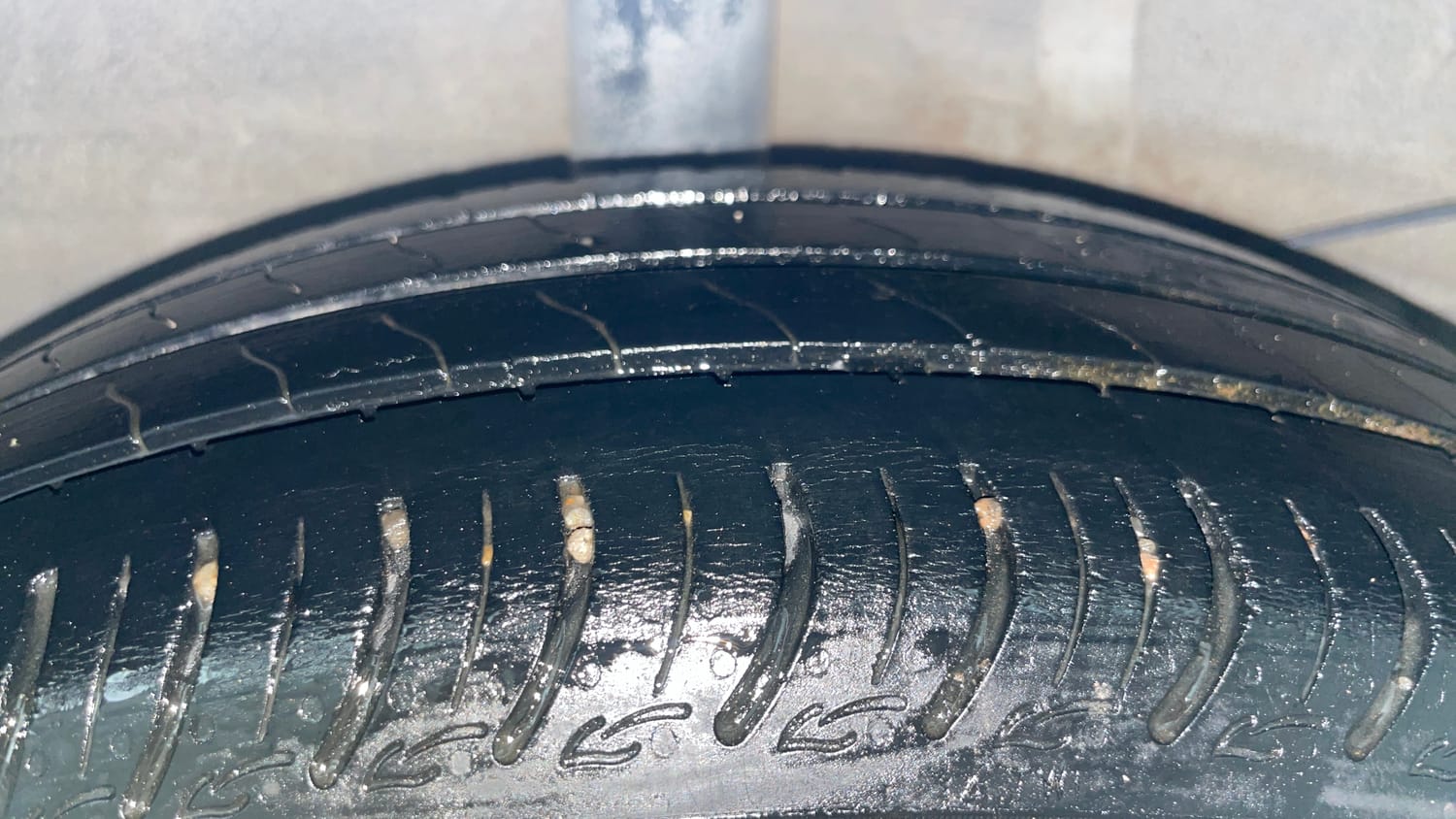 Used 2021 Hyundai Santro Sportz AMT Petrol Automatic tyres RIGHT REAR TYRE TREAD VIEW
