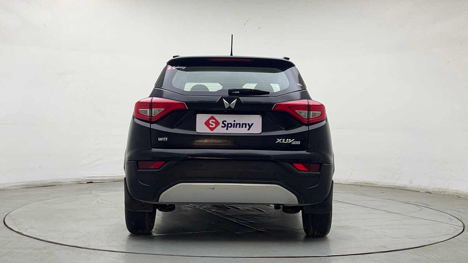 Used 2022 Mahindra XUV 300 W8 (O) 1.5 Diesel Diesel Manual exterior BACK VIEW