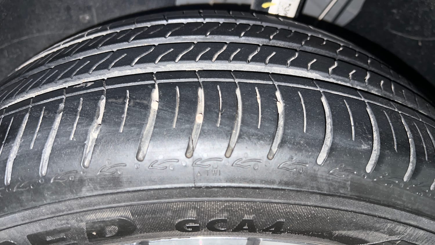 Used 2026 Skoda Slavia Prestige 1.0L TSI AT Petrol Automatic tyres LEFT FRONT TYRE TREAD VIEW