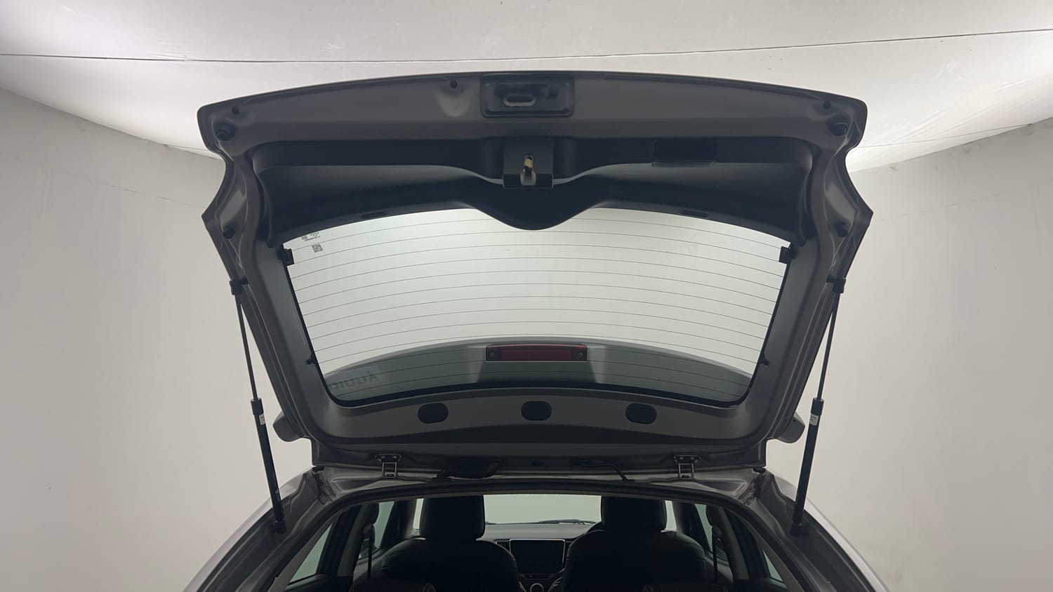 Used 2021 Maruti Suzuki Baleno Alpha Automatic Petrol Automatic interior DICKY DOOR OPEN VIEW