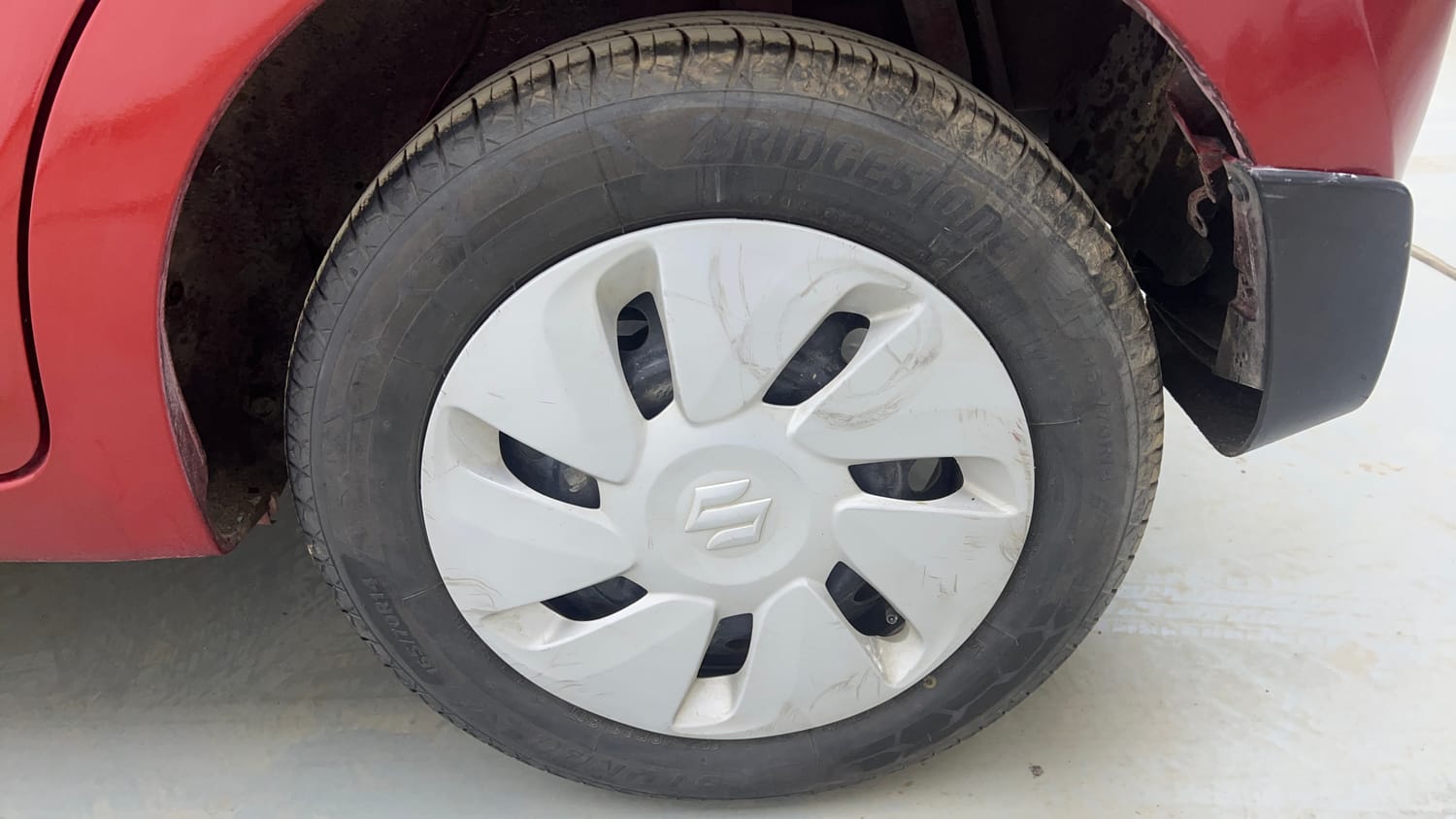 Used 2018 Maruti Suzuki Celerio VXi (O) AMT Petrol Automatic tyres LEFT REAR TYRE RIM VIEW