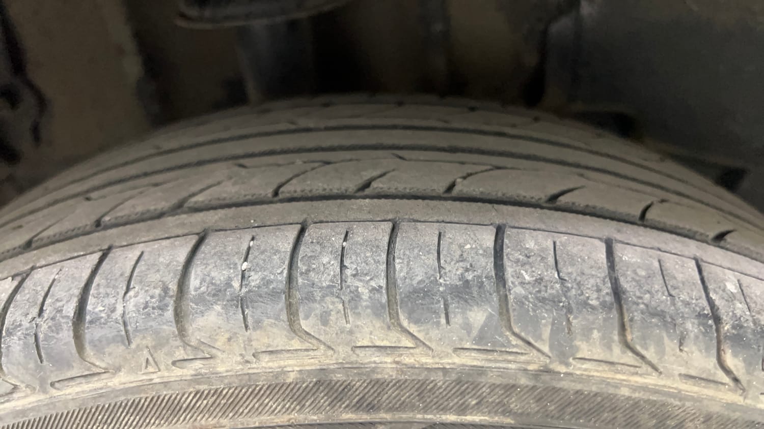 Used 2019 Tata Tigor Revotron XZA Petrol Automatic tyres RIGHT REAR TYRE TREAD VIEW