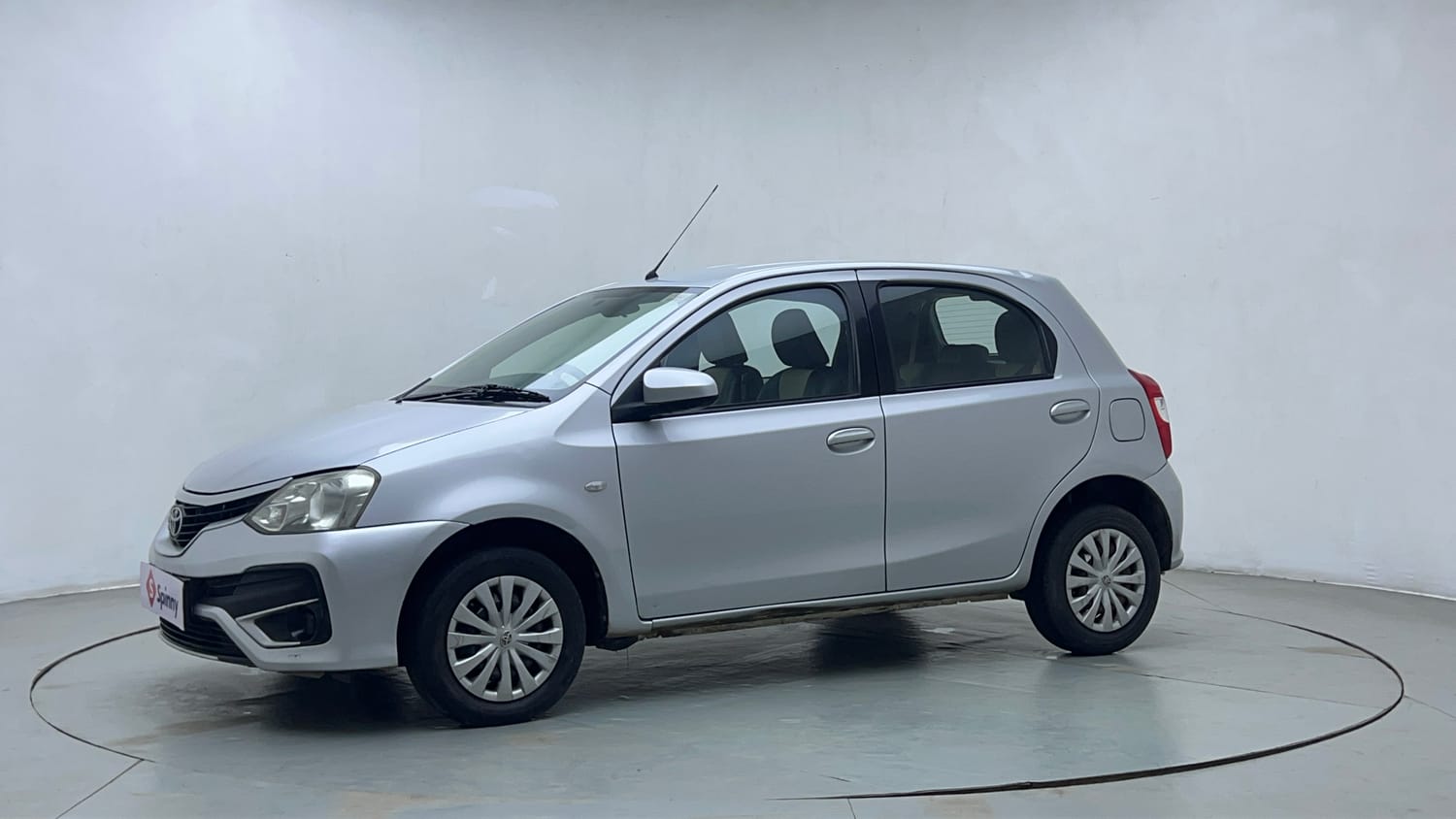 Used 2016 Toyota Etios Liva VD Diesel Manual exterior FRONT VIEW