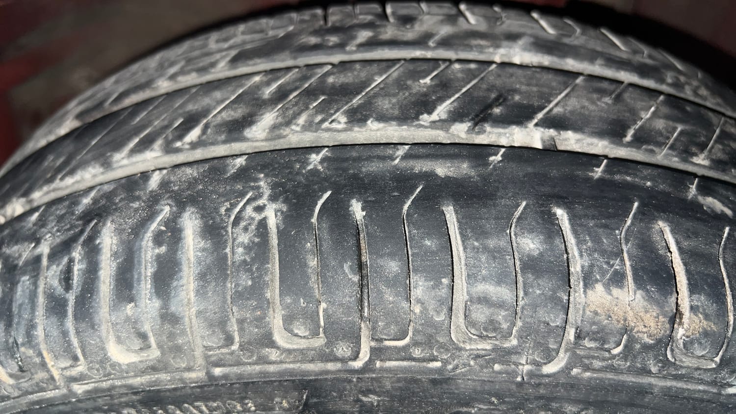 Used 2017 Maruti Suzuki Alto K10 VXi AMT Petrol Automatic tyres LEFT FRONT TYRE TREAD VIEW