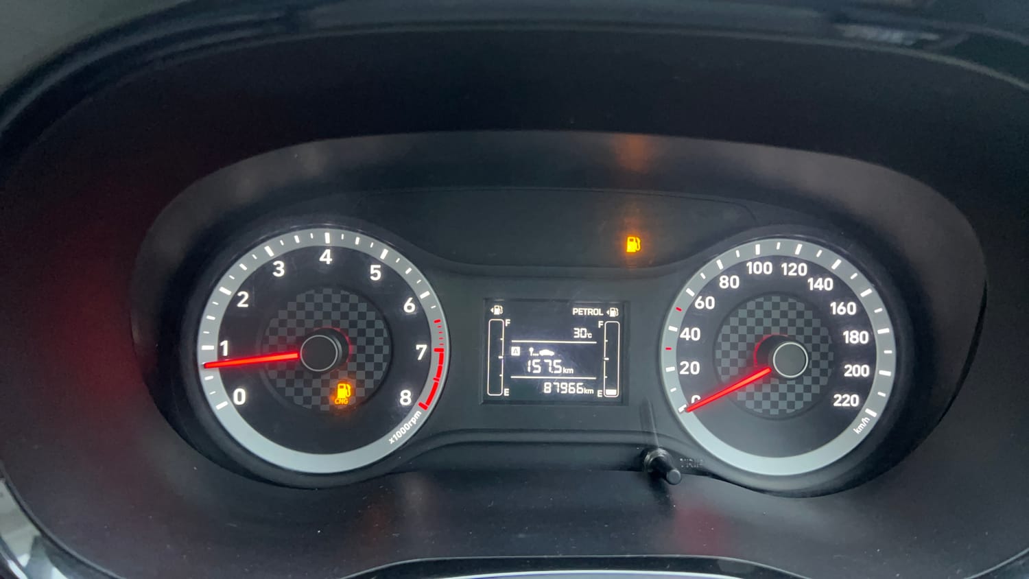 Used 2017 Maruti Suzuki Ertiga VXI CNG Cng Manual interior CLUSTERMETER VIEW