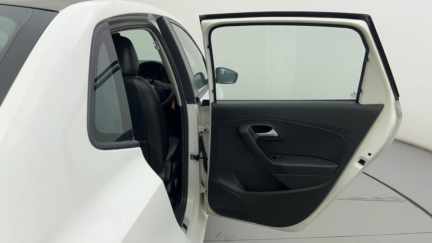 Used 2019 Volkswagen Ameo Comfortline 1.0L (P) Petrol Manual interior RIGHT REAR DOOR OPEN VIEW
