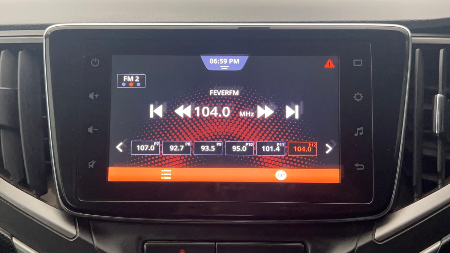 Used 2020 Maruti Suzuki Baleno Alpha Automatic Petrol Automatic top_features Touch screen infotainment system