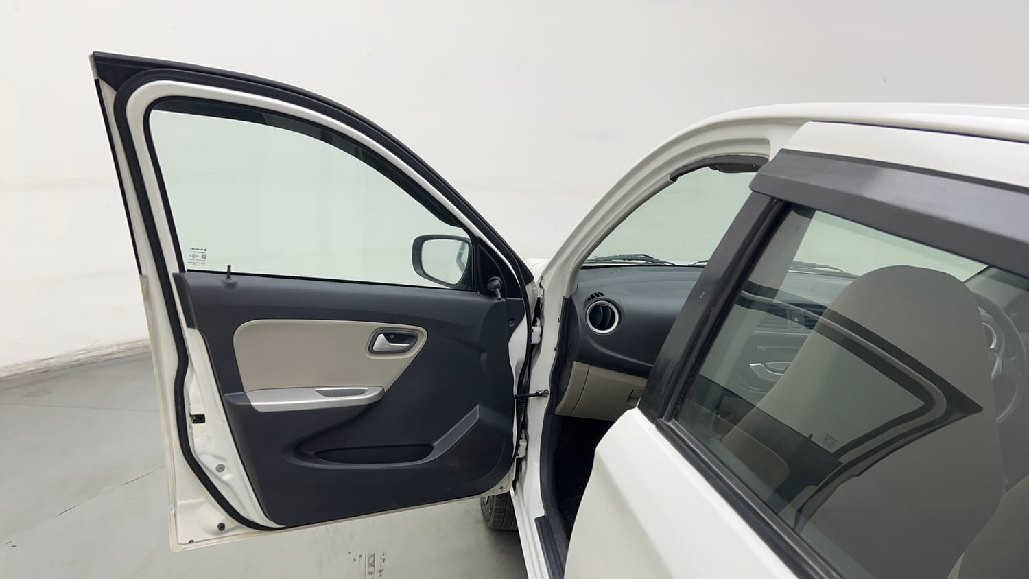 Used 2017 Maruti Suzuki Alto K10 VXi Petrol Manual interior LEFT FRONT DOOR OPEN VIEW