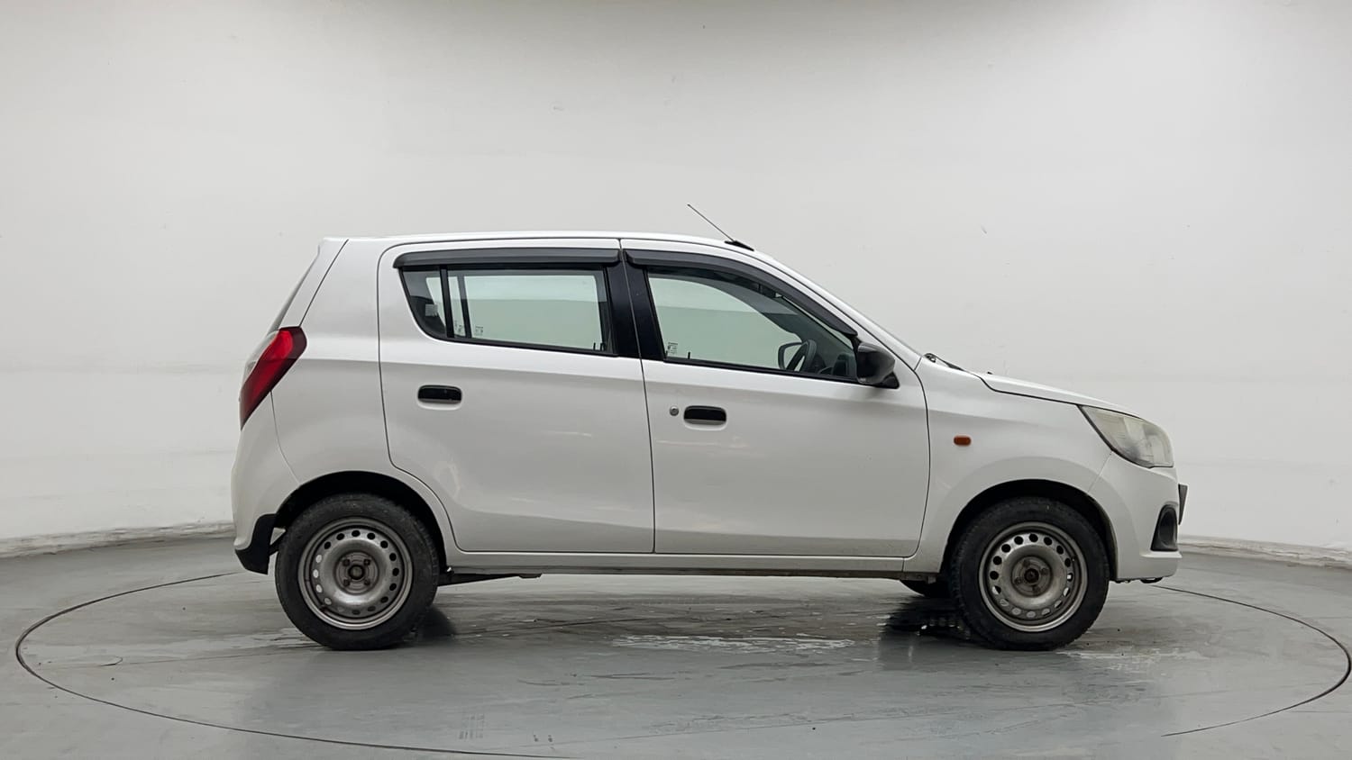 Used 2017 Maruti Suzuki Alto K10 VXi Petrol Manual exterior RIGHT SIDE VIEW