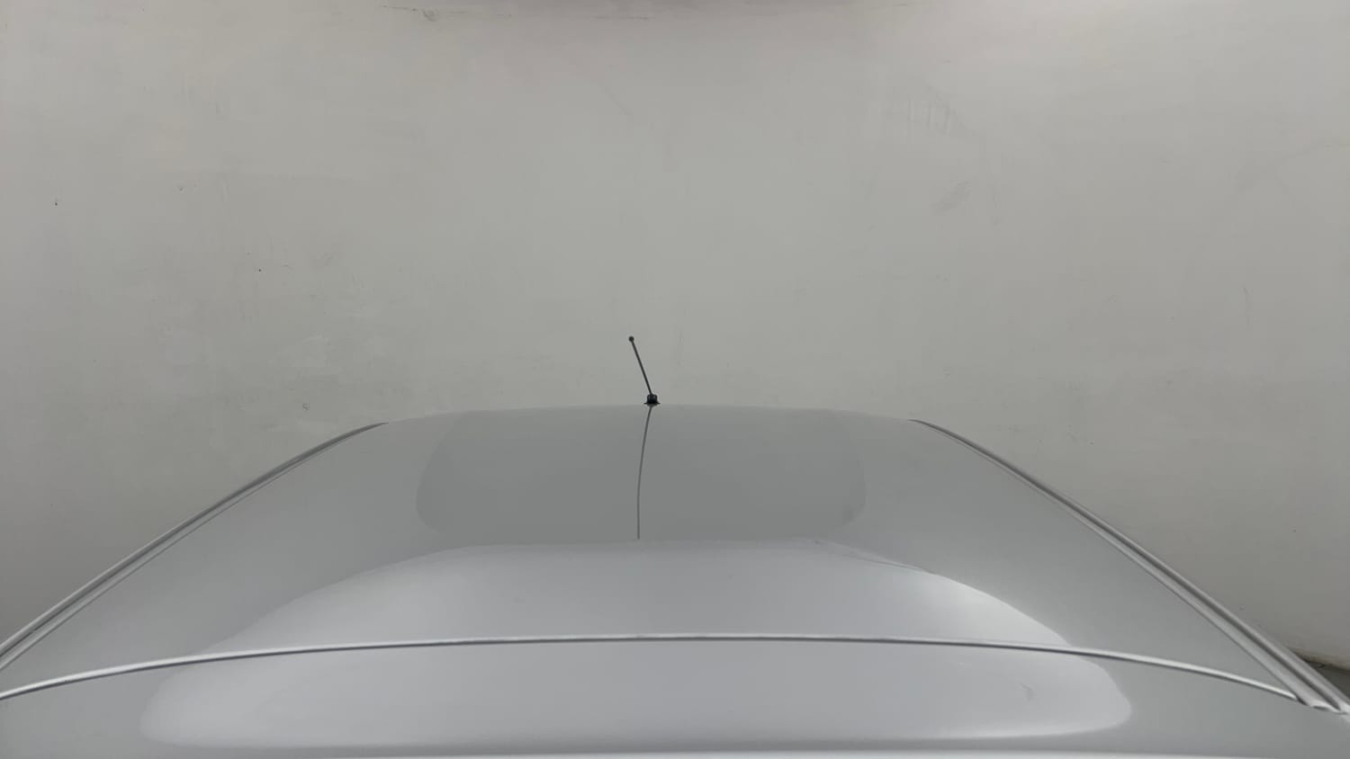 Used 2022 Renault Kwid RXT 1.0 AMT (O) Petrol Automatic exterior EXTERIOR ROOF VIEW