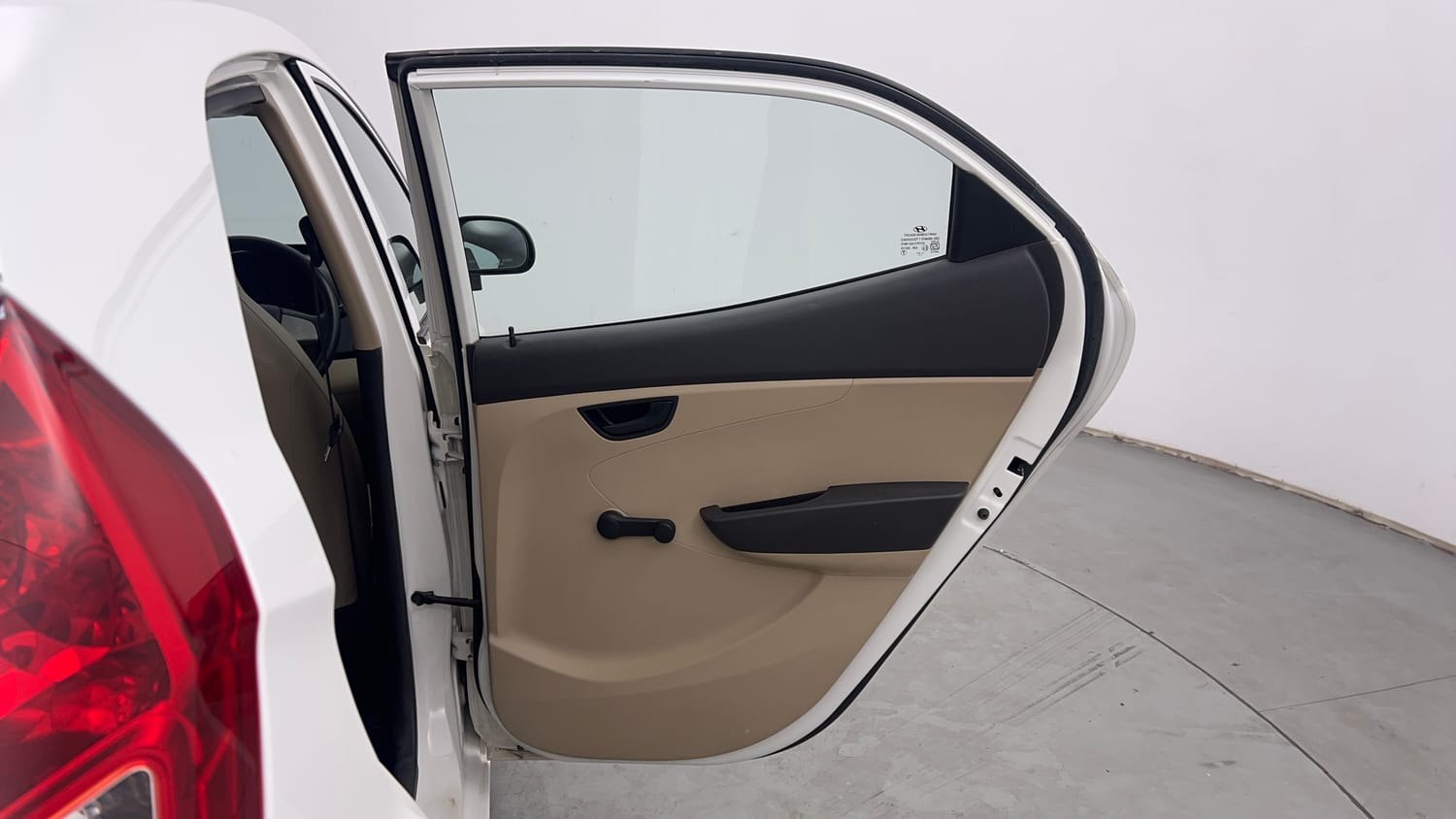 Used 2018 Hyundai Eon Era + AirBag Petrol Manual interior RIGHT REAR DOOR OPEN VIEW