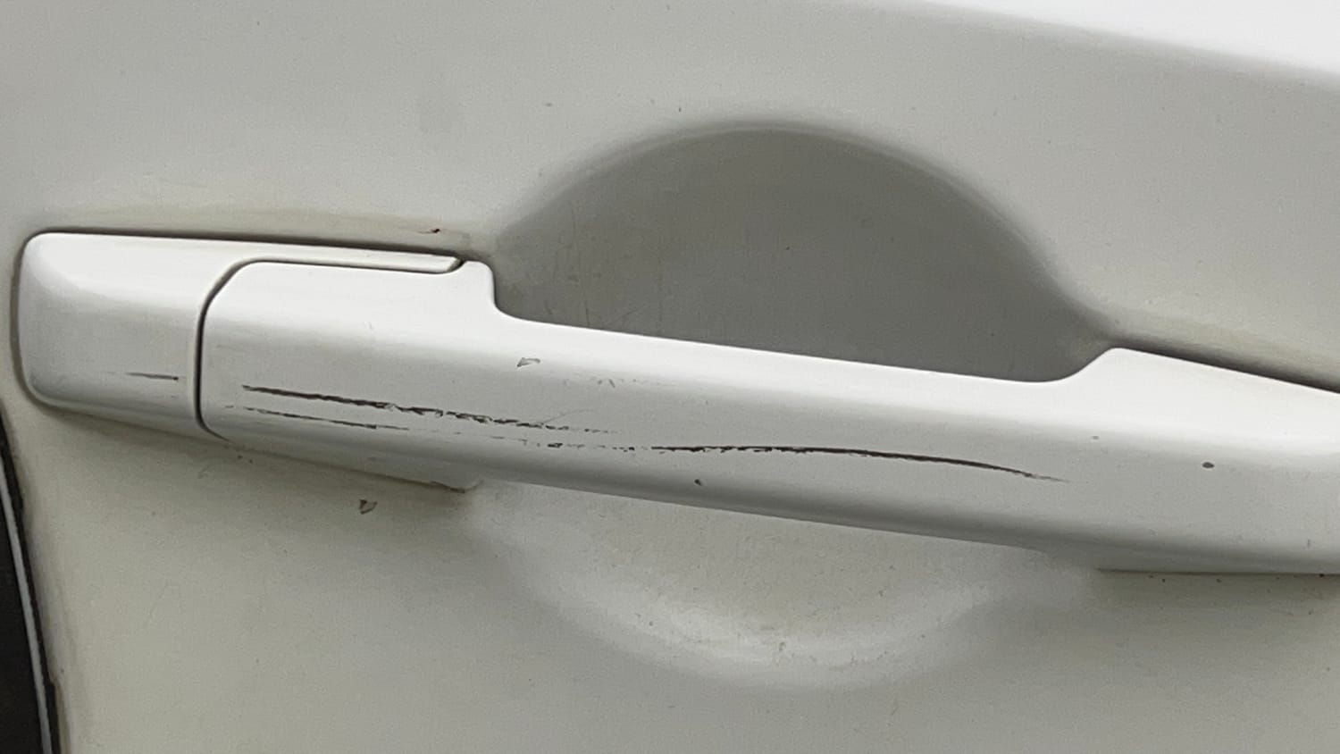 Used 2021 Nissan Magnite XE Petrol Manual dents MINOR DENT