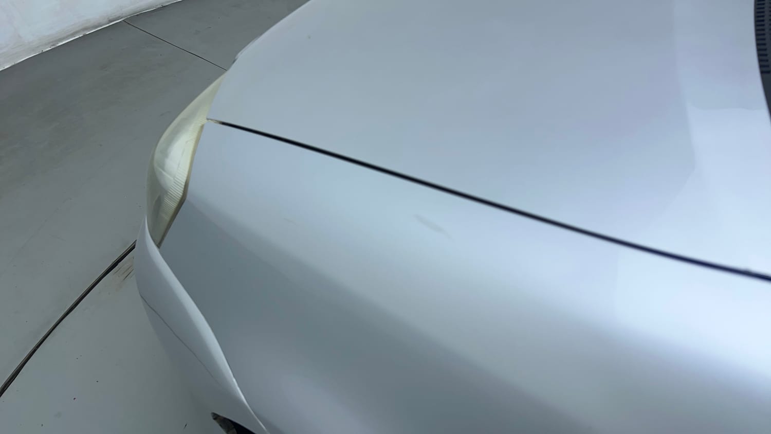 Used 2016 Toyota Etios Liva VD Diesel Manual dents MINOR DENT