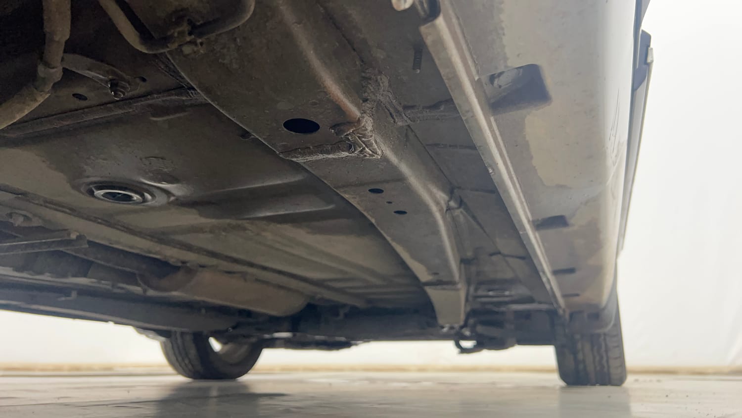 Used 2020 Maruti Suzuki Baleno Alpha Automatic Petrol Automatic extra REAR RIGHT UNDERBODY VIEW