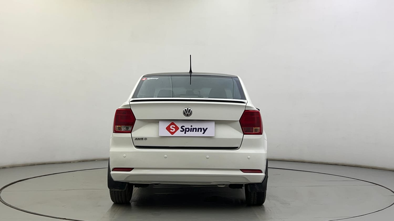 Used 2019 Volkswagen Ameo Comfortline 1.0L (P) Petrol Manual exterior BACK VIEW