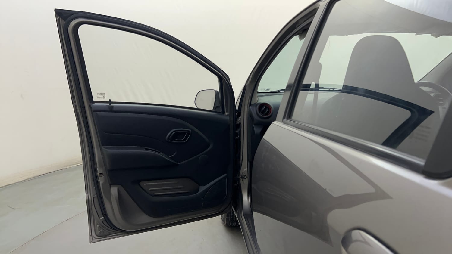 Used 2016 Datsun Redi-GO Sport Petrol Manual interior LEFT FRONT DOOR OPEN VIEW