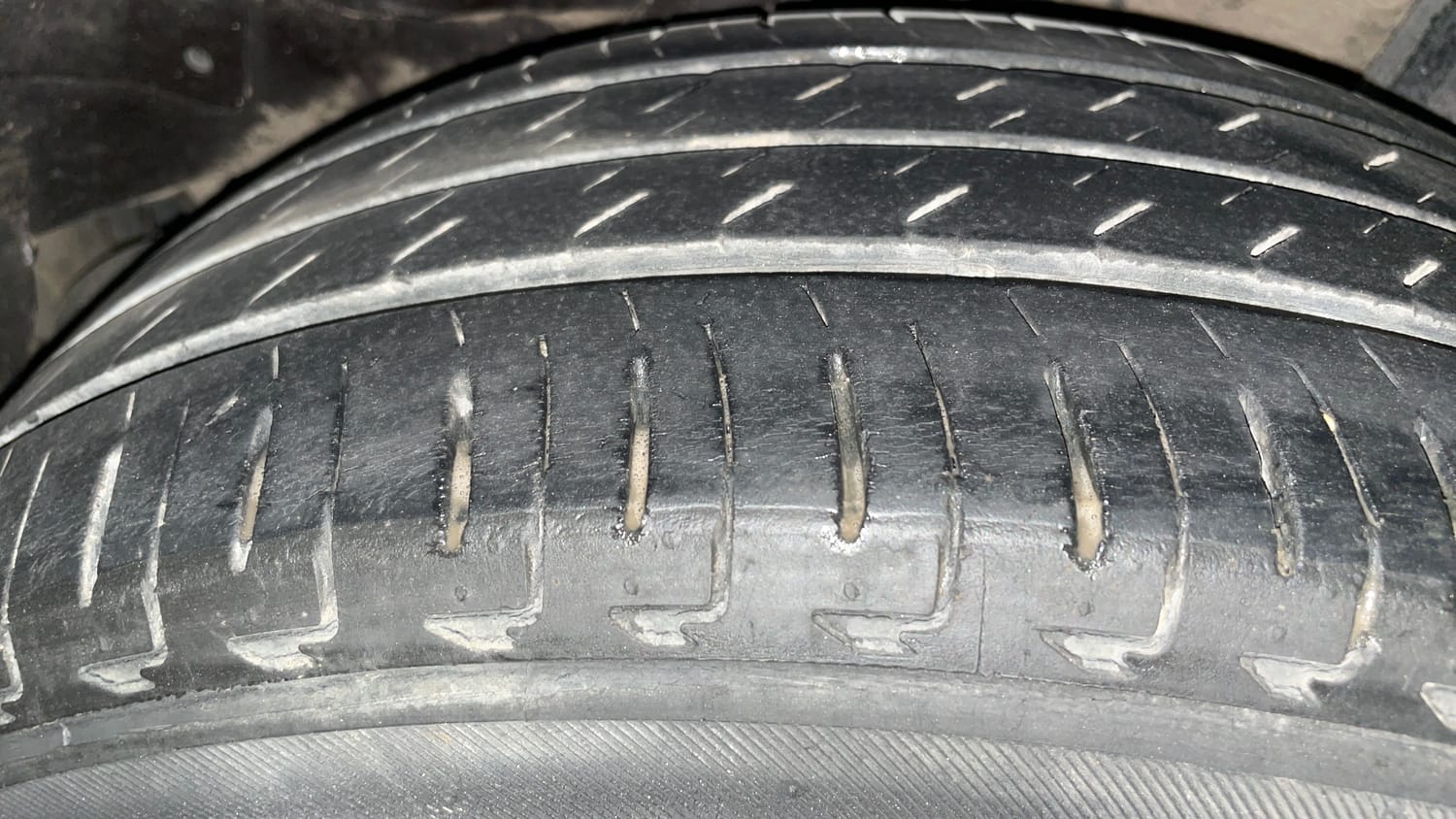 Used 2019 Honda City ZX CVT Petrol Petrol Automatic tyres LEFT REAR TYRE TREAD VIEW