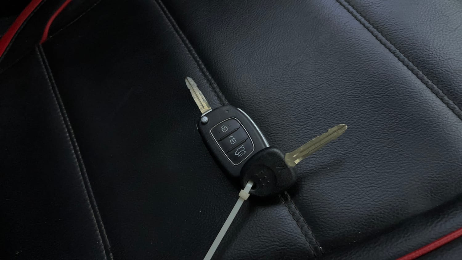 Used 2020 Hyundai Venue SX 1.0 Turbo Petrol Manual extra CAR KEY VIEW