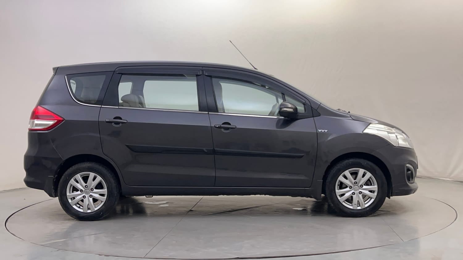 Used 2017 Maruti Suzuki Ertiga ZXI+ Petrol Manual exterior RIGHT SIDE VIEW