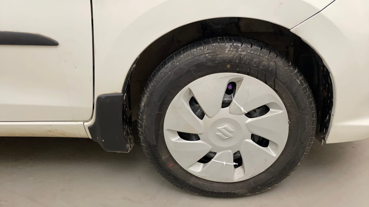 Used 2018 Maruti Suzuki Celerio ZXi (O) AMT Petrol Automatic tyres RIGHT FRONT TYRE RIM VIEW