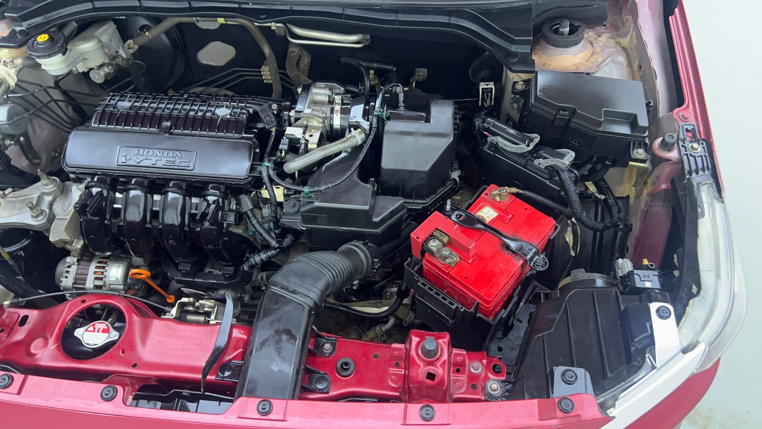 Used 2019 Honda Amaze 1.2 VX CVT Petrol Petrol Automatic engine ENGINE LEFT SIDE VIEW