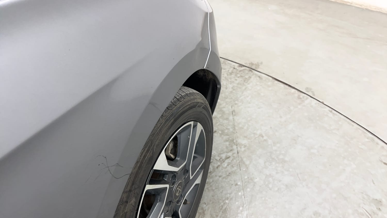 Used 2019 Tata Tigor Revotron XZA Petrol Automatic dents MINOR DENT