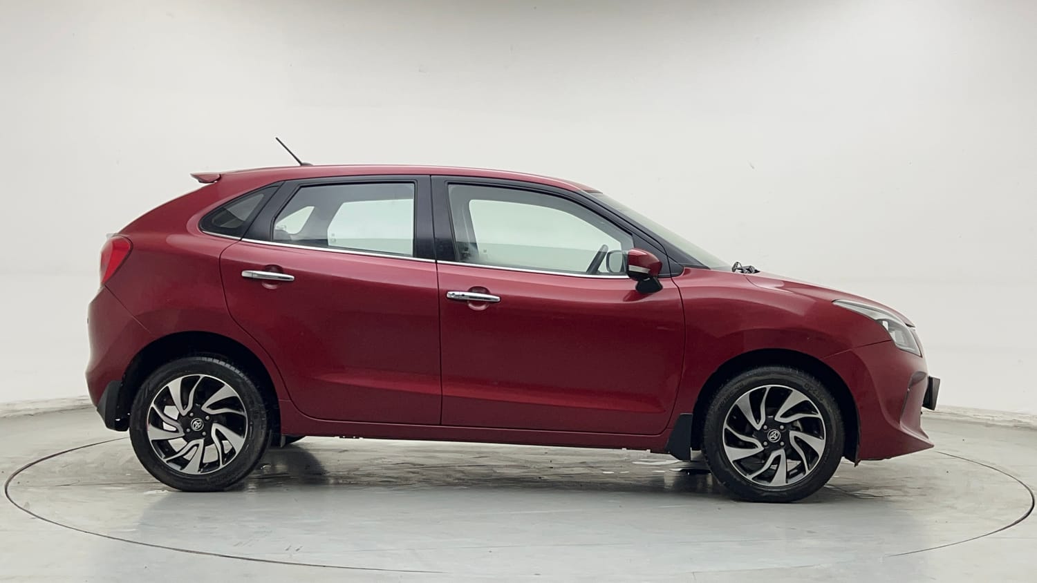 Used 2021 Toyota Glanza G CVT Petrol Automatic exterior RIGHT SIDE VIEW