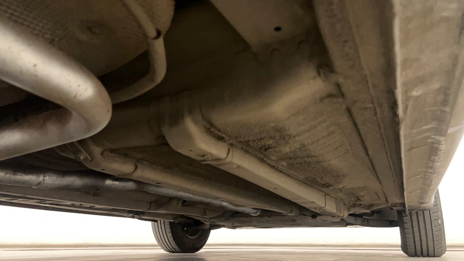 Used 2016 Hyundai Elite i20 Magna 1.2 Petrol Manual extra REAR RIGHT UNDERBODY VIEW