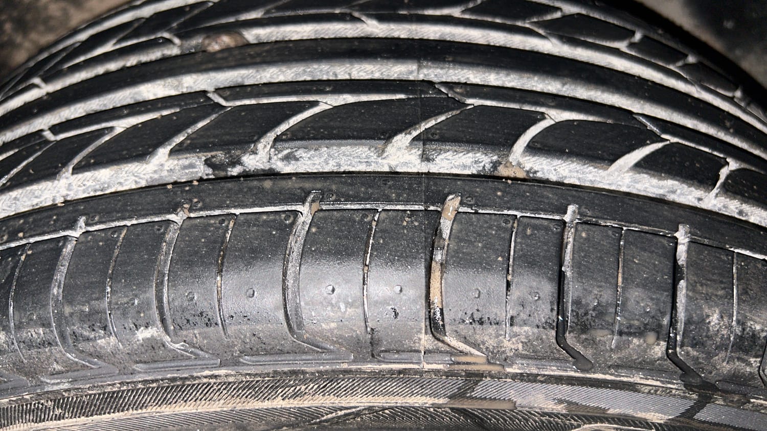 Used 2021 Skoda Rapid Style AT Petrol Automatic tyres LEFT REAR TYRE TREAD VIEW