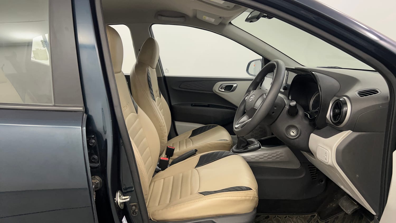 Used 2021 Hyundai Grand i10 Nios Sportz AMT 1.2 Kappa VTVT Petrol Automatic interior RIGHT SIDE FRONT DOOR CABIN VIEW