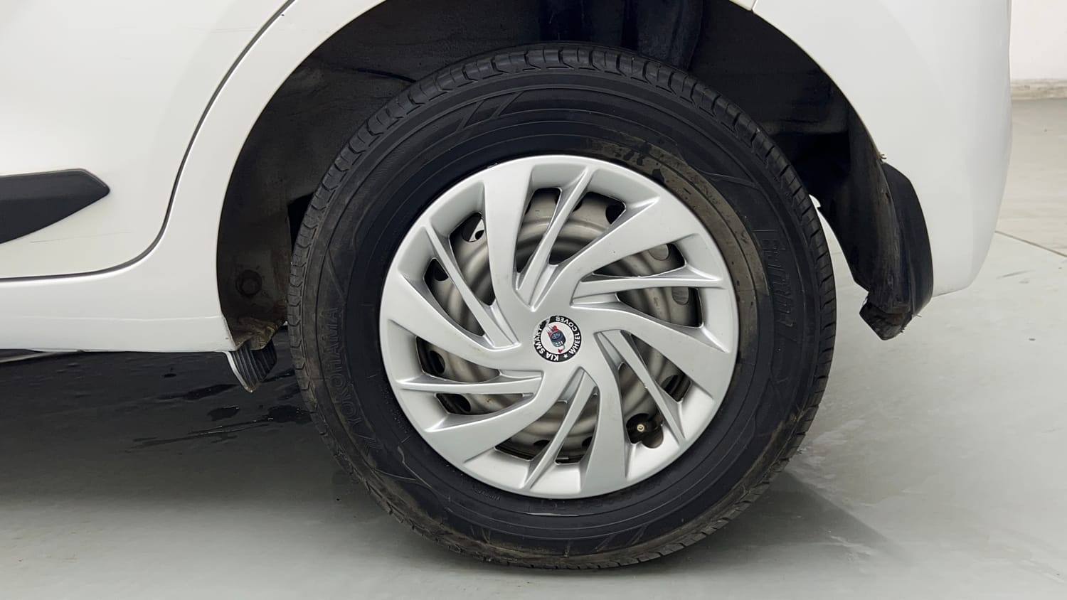 Used 2019 Hyundai Santro Magna CNG Cng Manual tyres LEFT REAR TYRE RIM VIEW