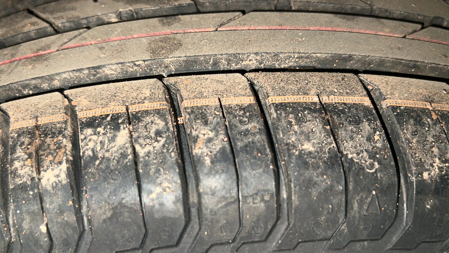 Used 2020 Maruti Suzuki Baleno Alpha Automatic Petrol Automatic tyres LEFT REAR TYRE TREAD VIEW
