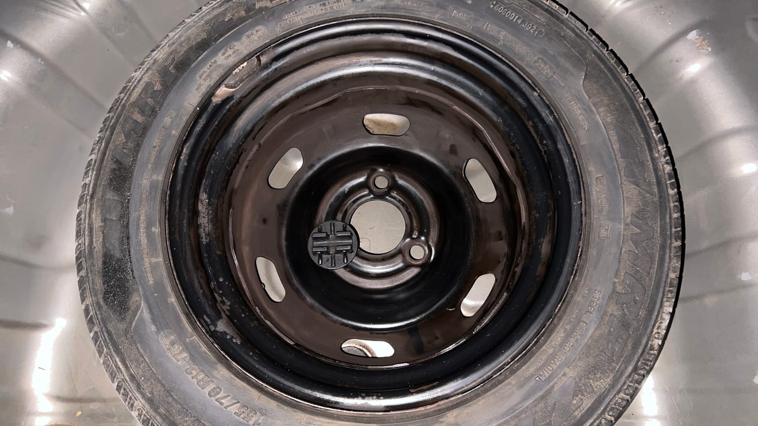 Used 2016 Datsun Redi-GO Sport Petrol Manual tyres SPARE TYRE VIEW
