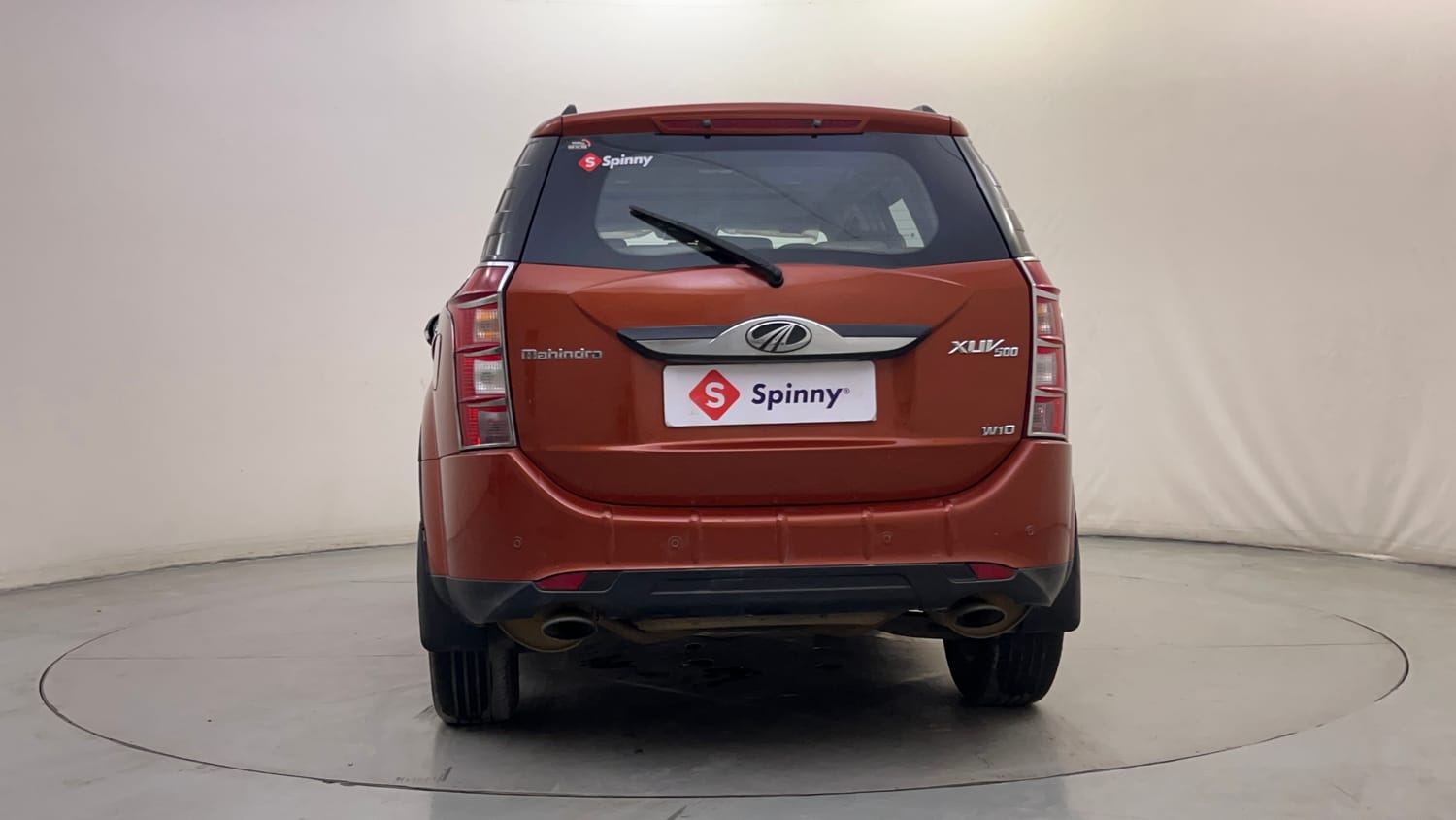 Used 2015 Mahindra XUV500 W10 Diesel Manual exterior BACK VIEW