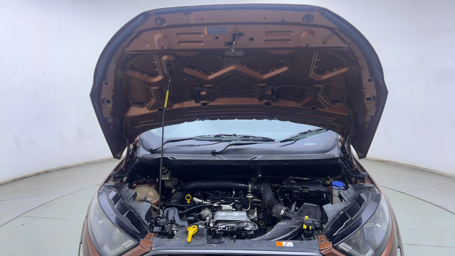Used 2018 Ford EcoSport S Petrol Petrol Manual engine ENGINE & BONNET OPEN FRONT VIEW