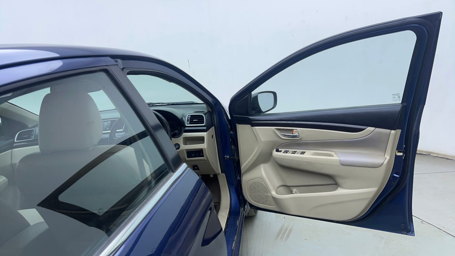 Used 2017 Maruti Suzuki Ciaz Alpha 1.4 AT Petrol Automatic interior RIGHT FRONT DOOR OPEN VIEW