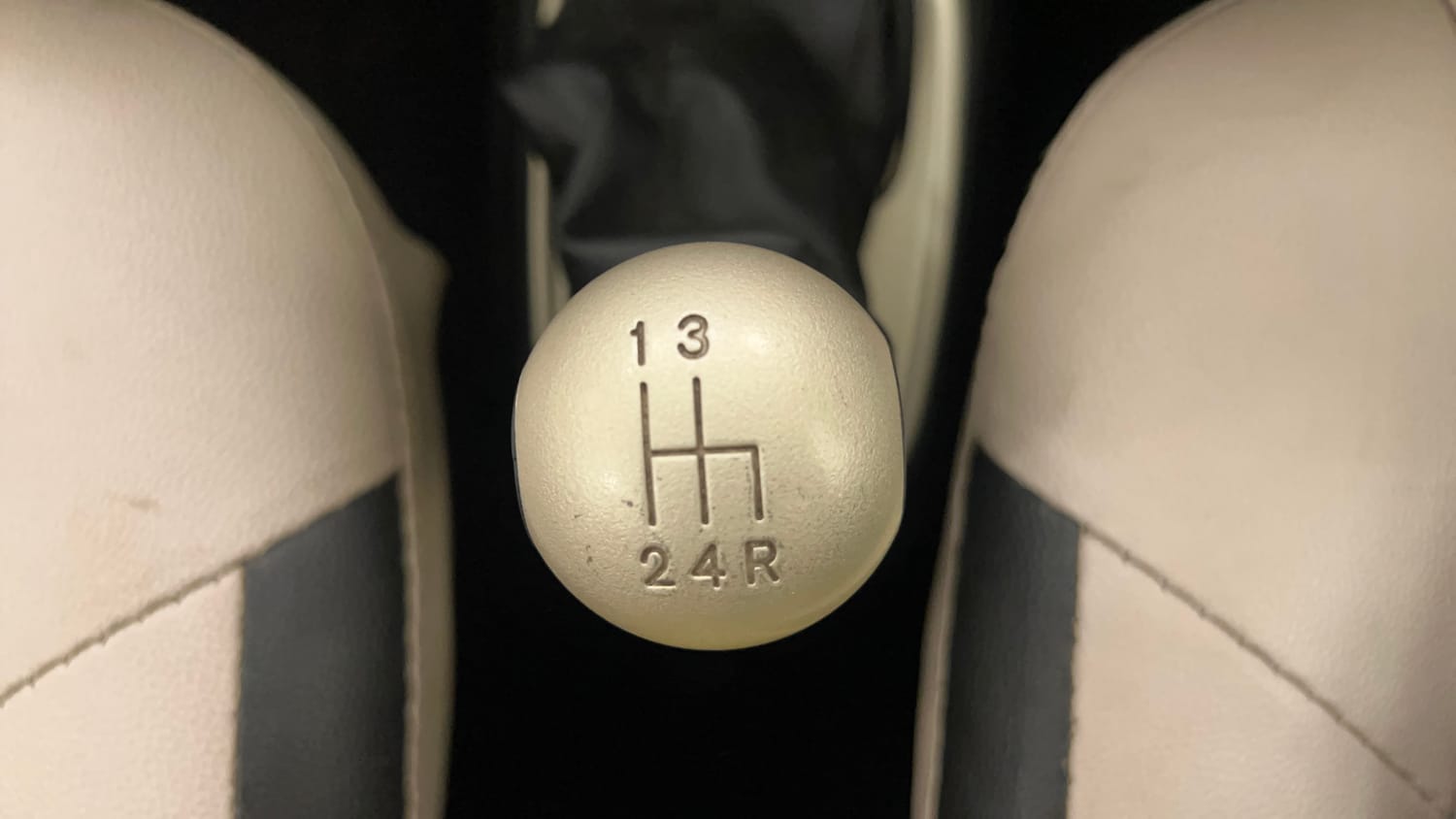 Used 2015 Tata Nano Twist XT Petrol Manual interior GEAR  KNOB VIEW