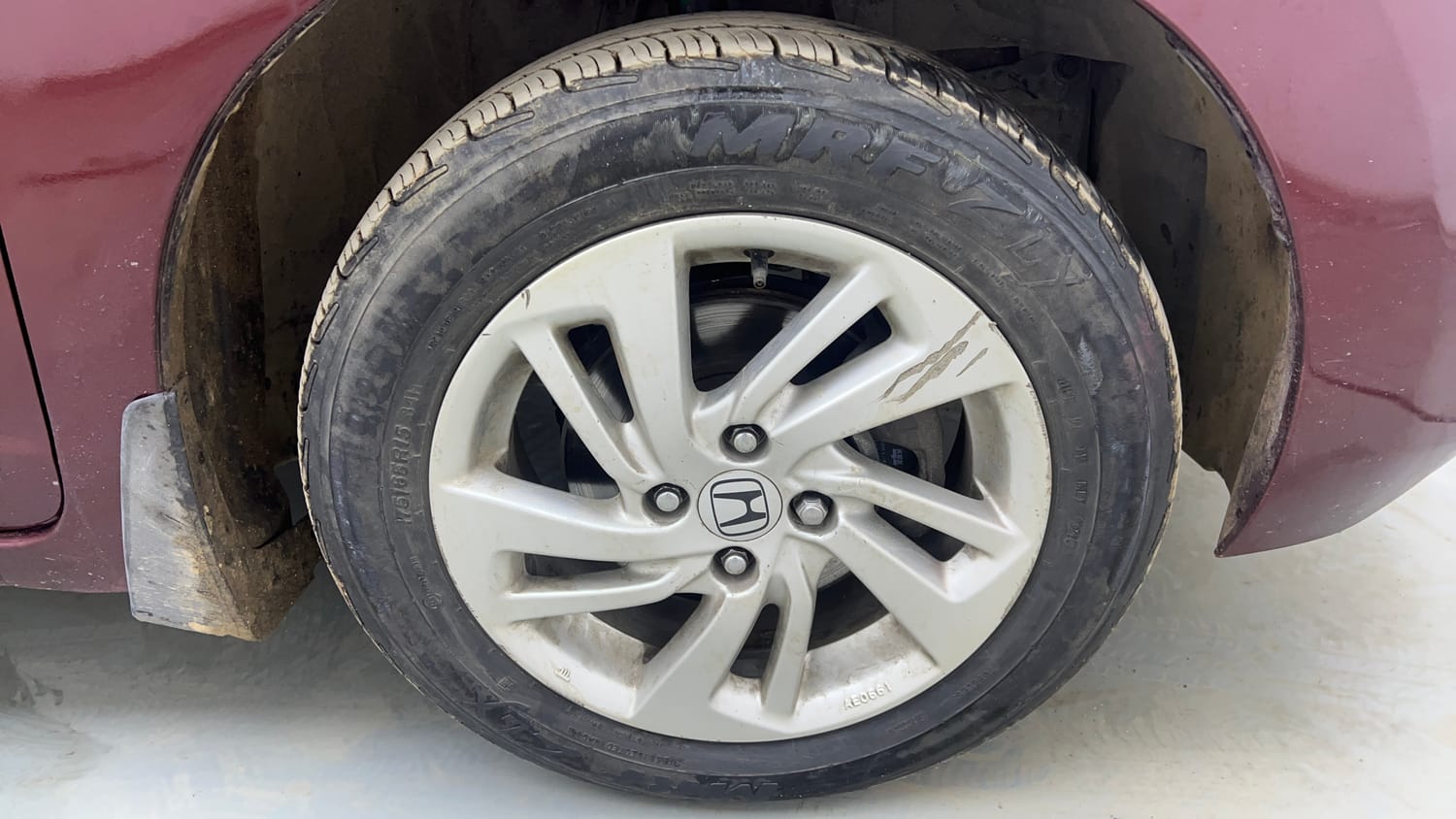 Used 2018 Honda Jazz V Petrol Petrol Manual tyres RIGHT FRONT TYRE RIM VIEW