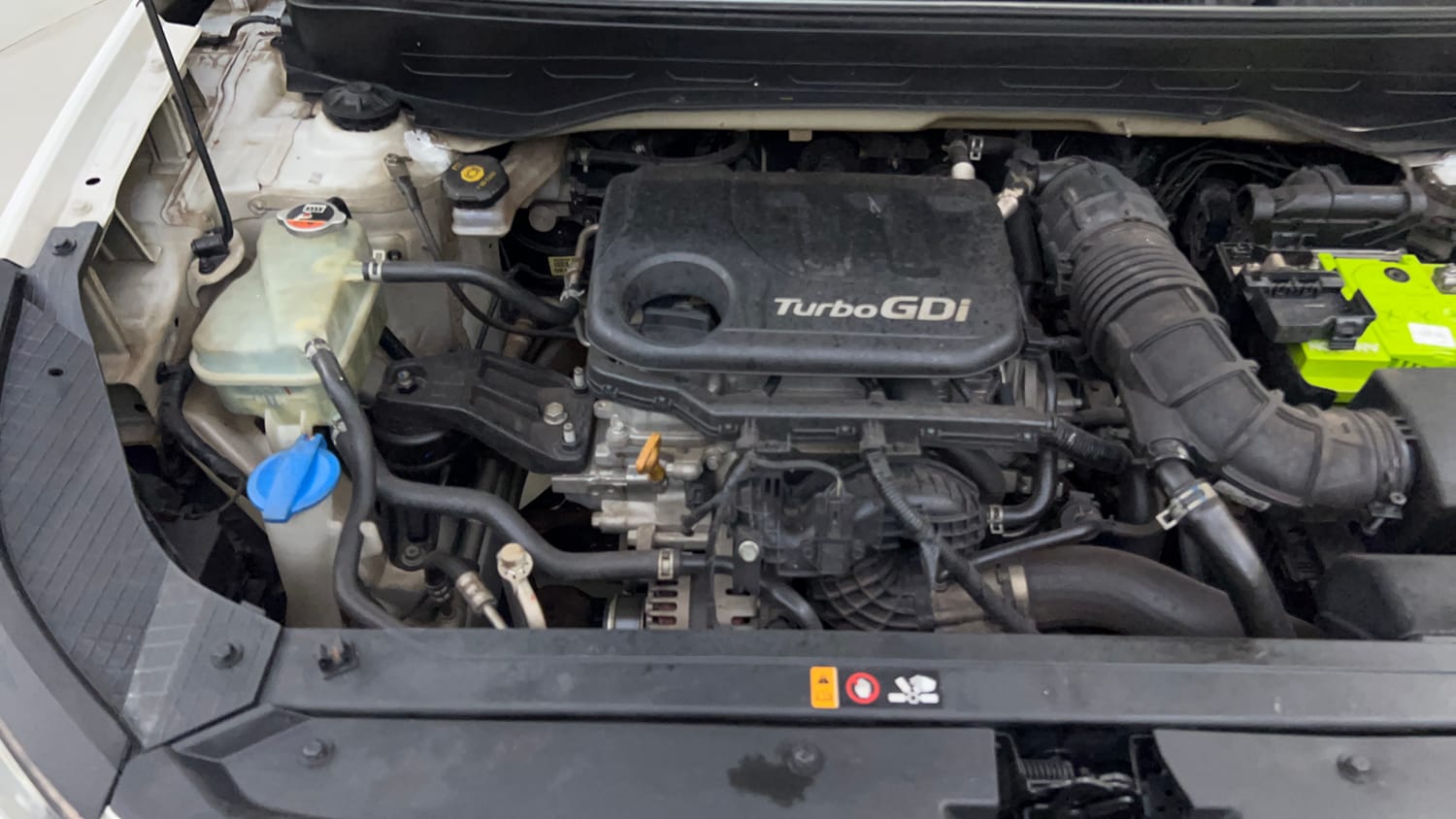 Used 2020 Hyundai Venue SX 1.0 Turbo Petrol Manual engine ENGINE RIGHT SIDE VIEW