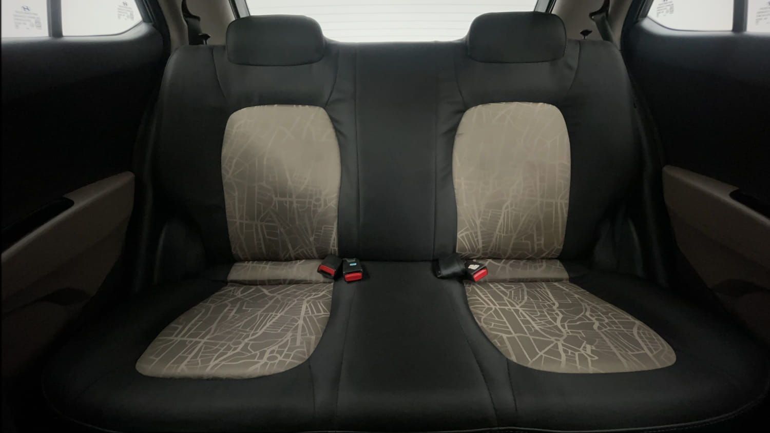 Used 2016 Hyundai Grand i10 Sportz 1.2 Kappa VTVT Petrol Manual interior REAR SEAT CONDITION VIEW