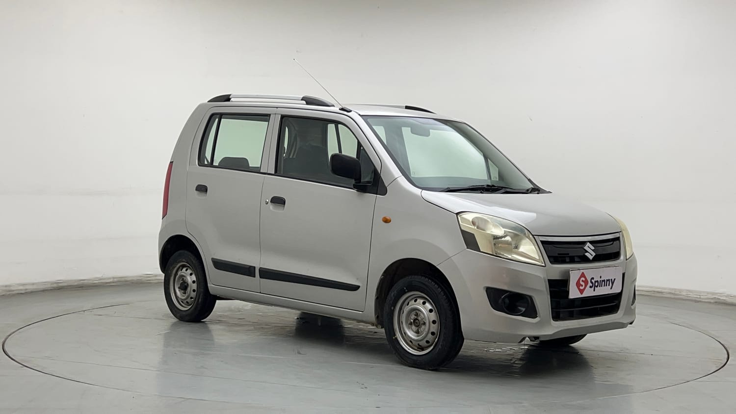 Used 2013 Maruti Suzuki Wagon R LXI CNG Cng Manual exterior RIGHT FRONT CORNER VIEW