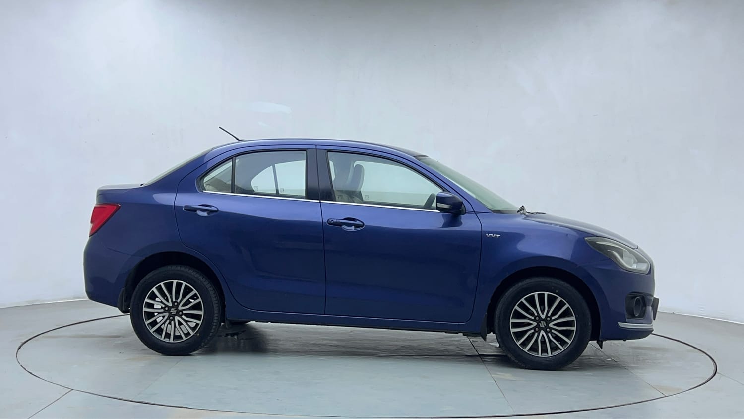 Used 2017 Maruti Suzuki Dzire ZXi Plus AMT Petrol Automatic exterior RIGHT SIDE VIEW