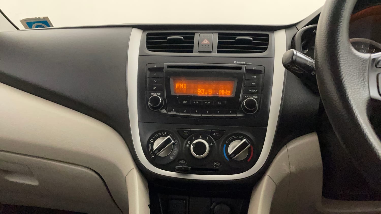 Used 2018 Maruti Suzuki Celerio ZXi (O) AMT Petrol Automatic interior MUSIC SYSTEM & AC CONTROL VIEW
