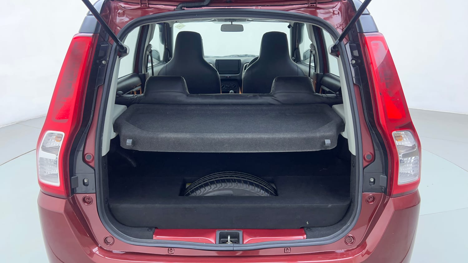 Used 2022 Maruti Suzuki Wagon R LXI 1.0 CNG Cng Manual interior DICKY INSIDE VIEW