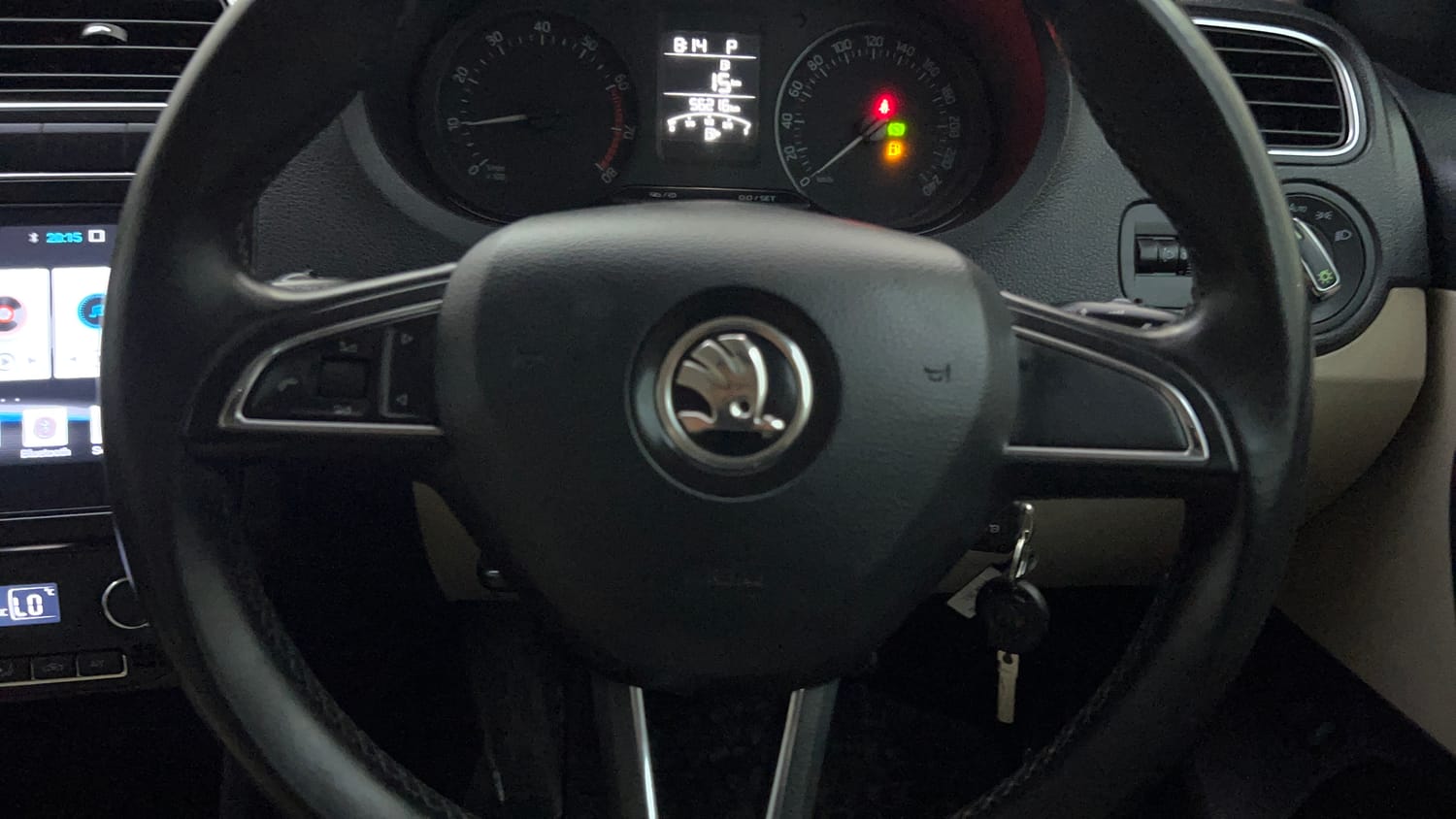 Used 2021 Skoda Rapid Style AT Petrol Automatic top_features Airbags