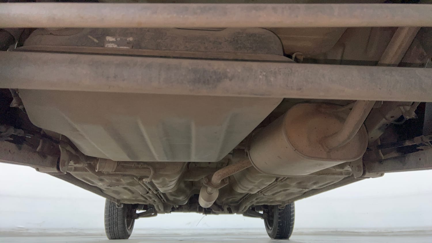 Used 2017 Maruti Suzuki Alto K10 VXi Petrol Manual extra REAR UNDERBODY VIEW (TAKEN FROM REAR)